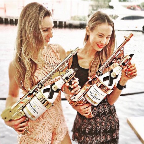 Champagne Gun